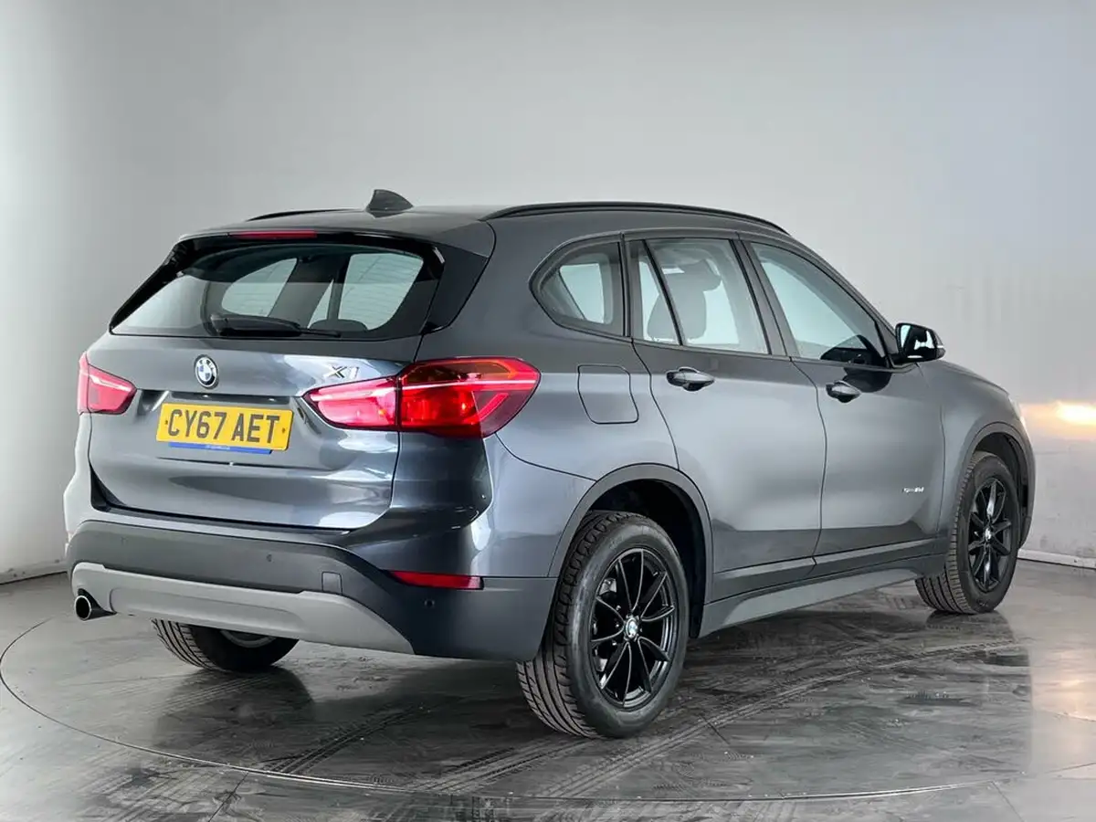 2017-bmw-x1-20td-sdrive18d-se-sport-auto-big-4