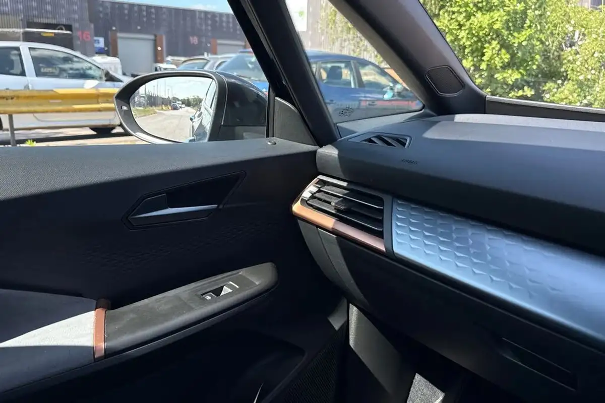 2022-cupra-born-e-v3-204ps-58kwh-big-35