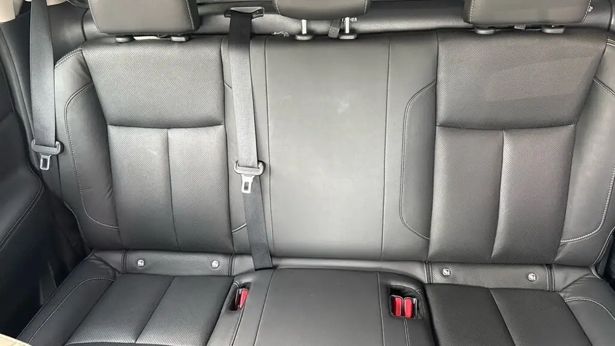 2021-nissan-navara-23dci-tt-tekna-8-navileather-big-24