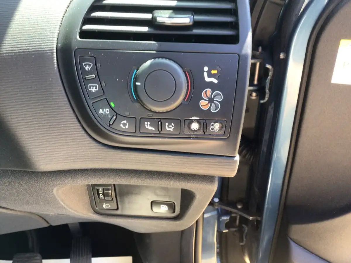 2010-citroen-c4-picasso-16-sx-16v-120ps-big-16