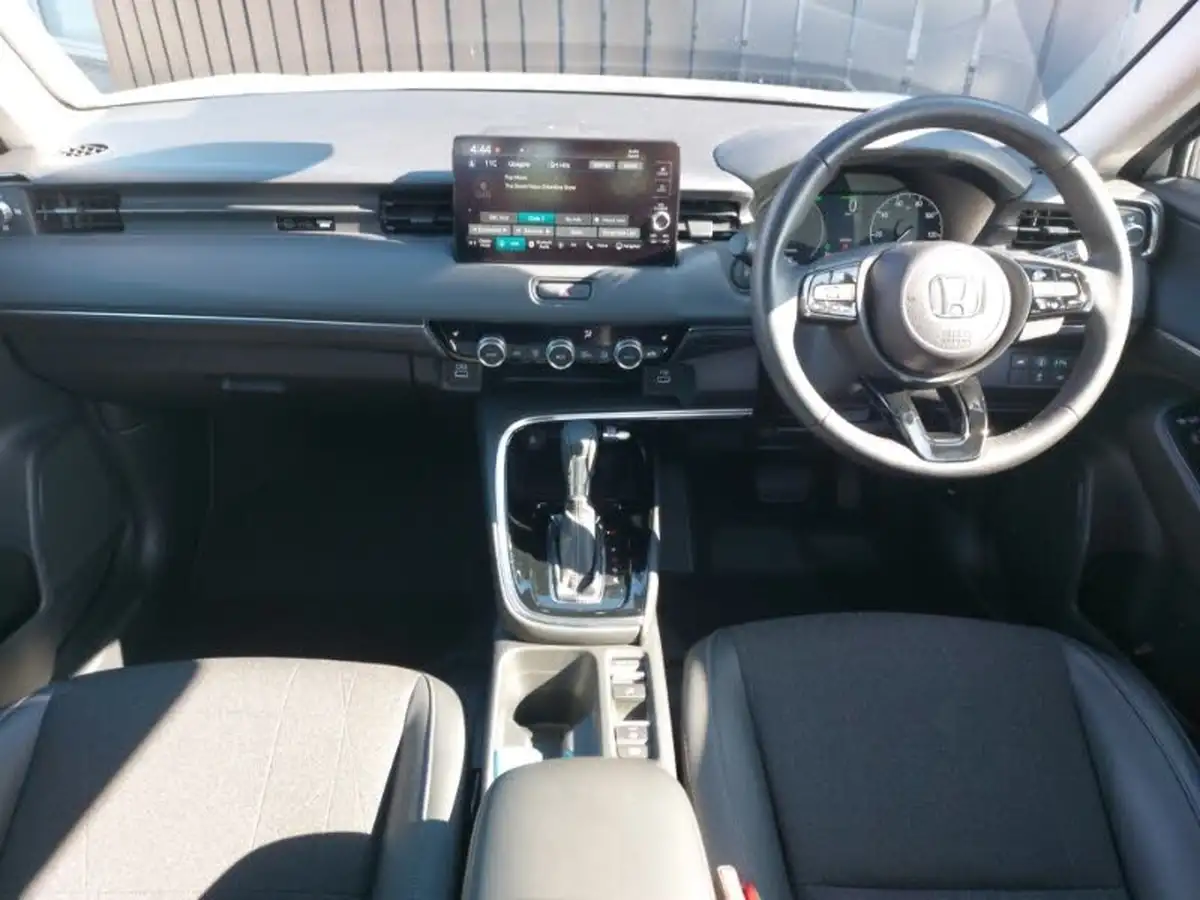 2022-honda-hr-v-15-i-mmd-advance-big-2