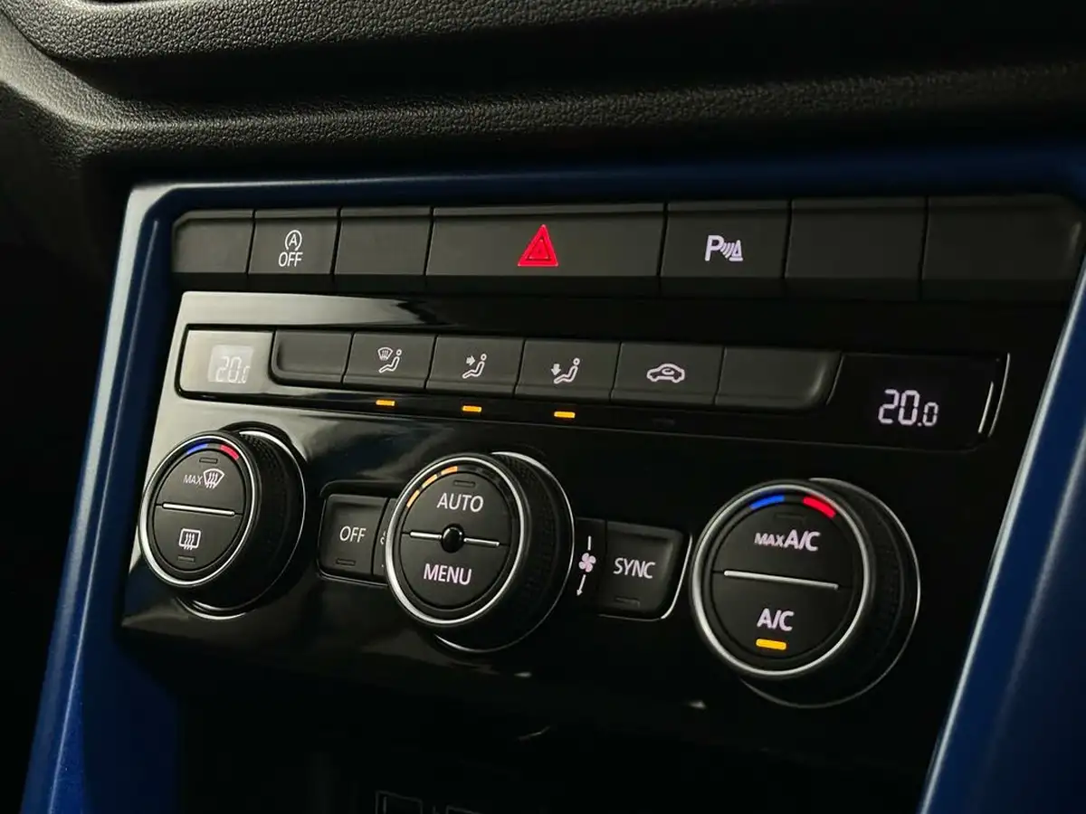 2020-volkswagen-t-roc-10-tsi-design-115ps-hatchback-5d-big-19