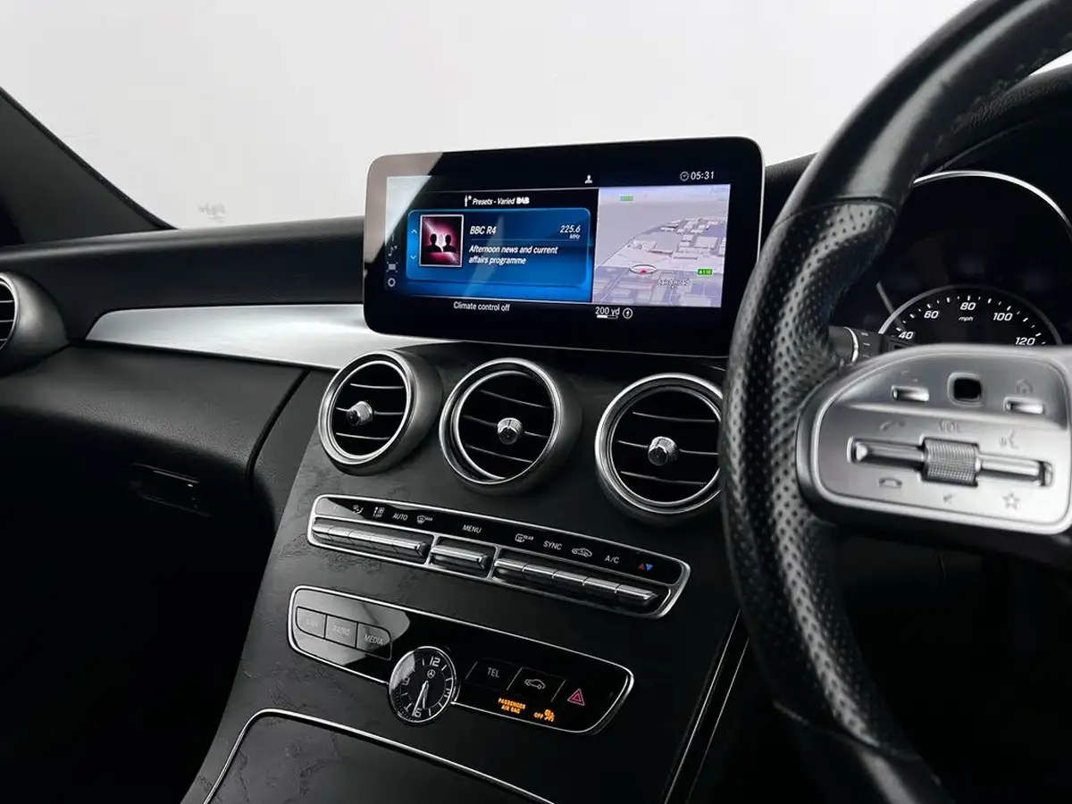 2018-mercedes-benz-c-class-15-c200-amg-line-ss-estate-5d-big-41