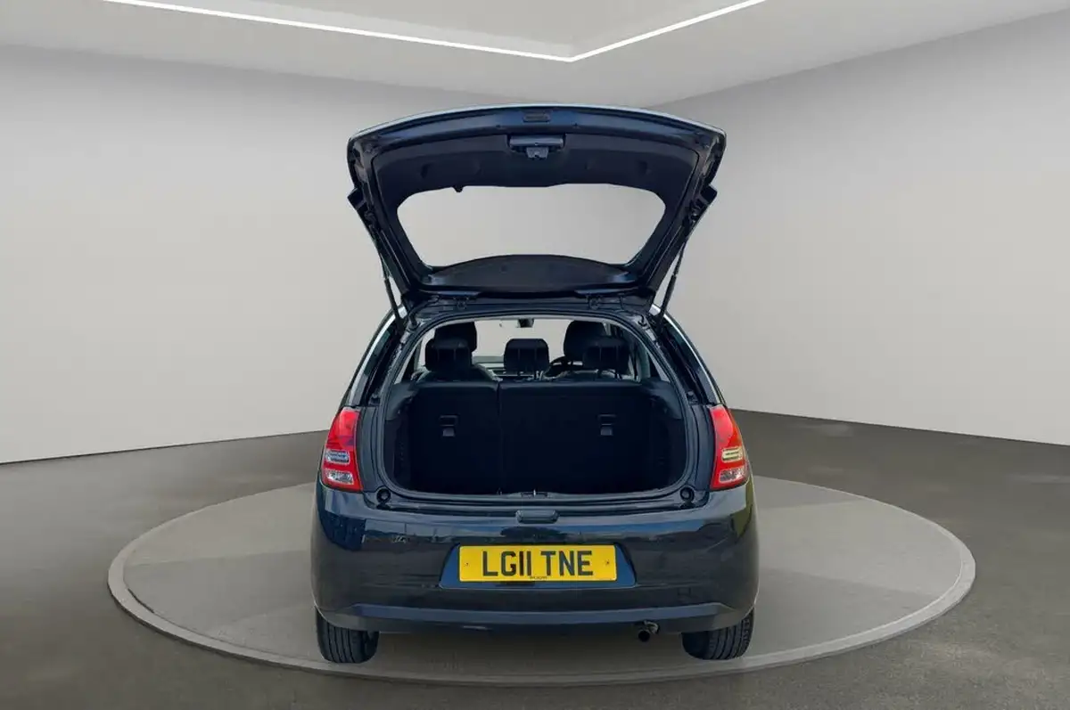 2011-citroen-c3-14-connexion-big-14