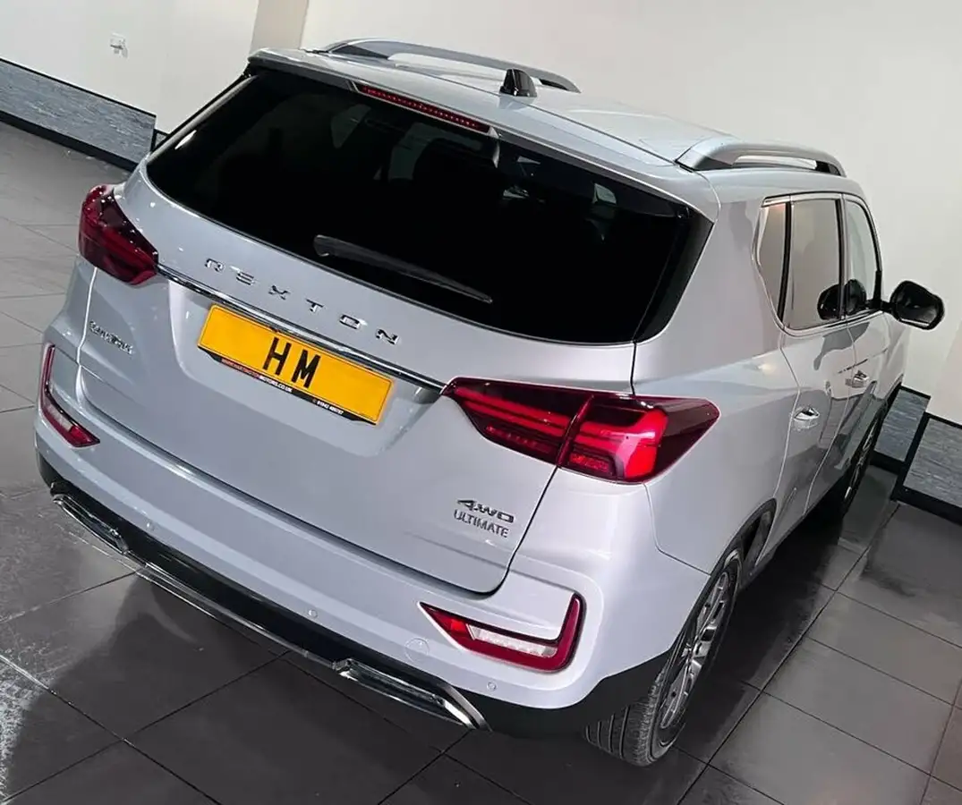 2021-kgm-ssangyong-rexton-22td-ultimate-202ps-auto-big-28