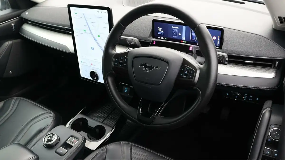 2022-ford-mustang-mach-e-e-extended-range-294ps-big-8