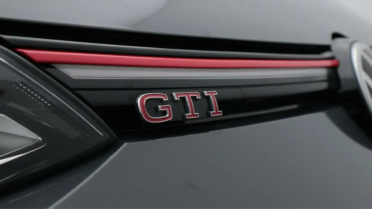 2022-volkswagen-golf-20-tsi-gti-dsg-big-22