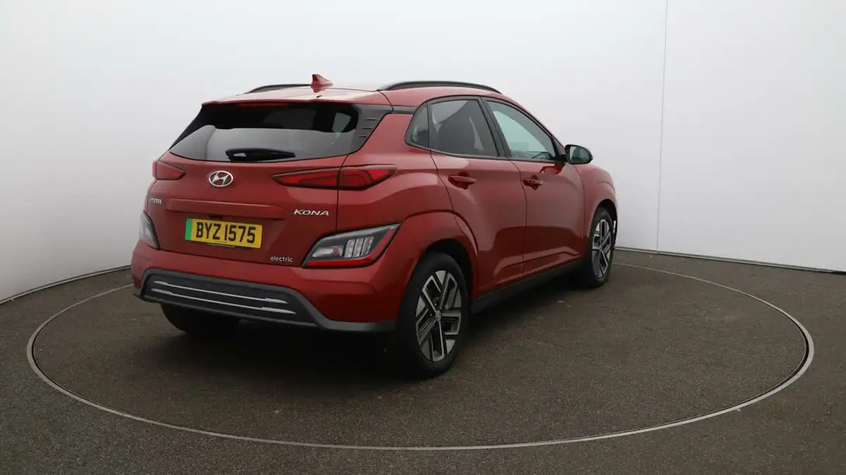 2021-hyundai-kona-e-ultimate-big-56