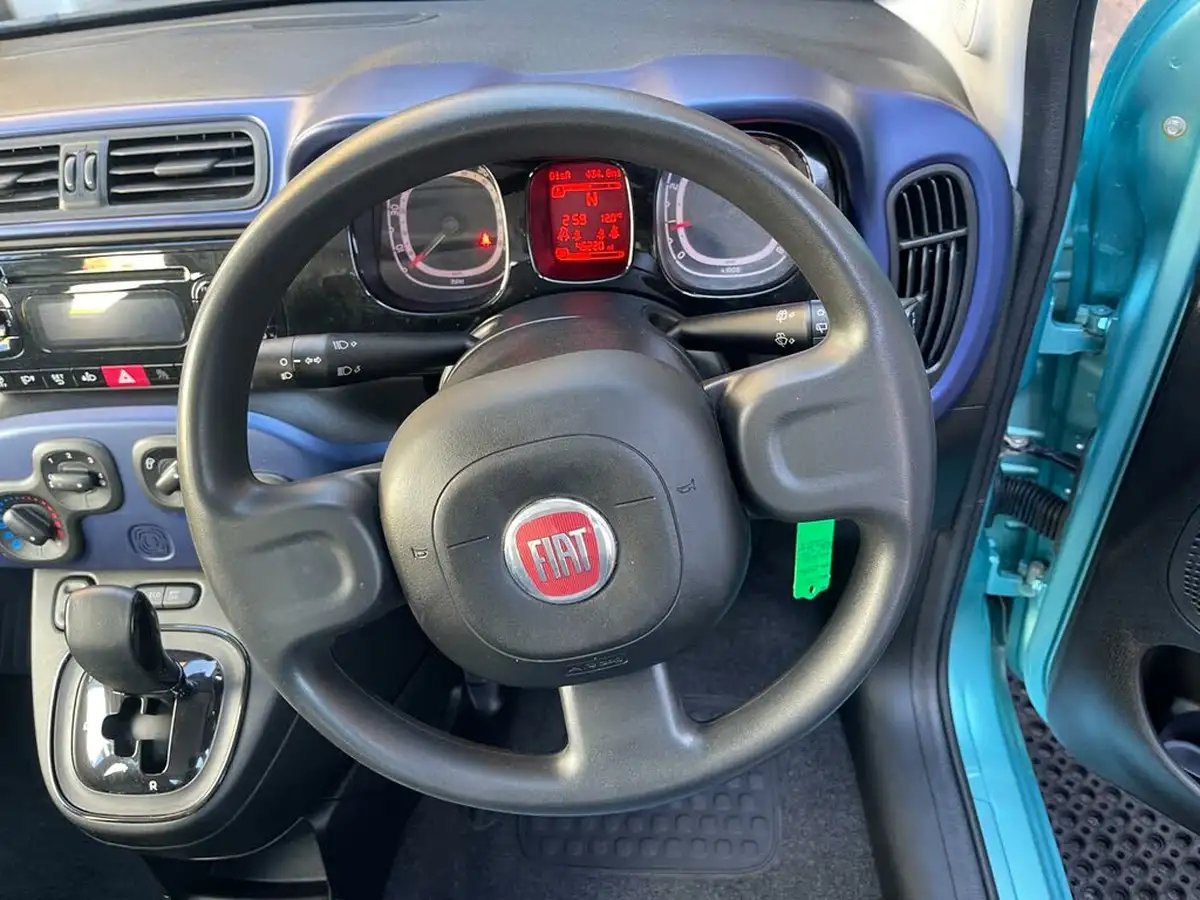 2015-fiat-panda-09-lounge-ss-dualogic-big-35