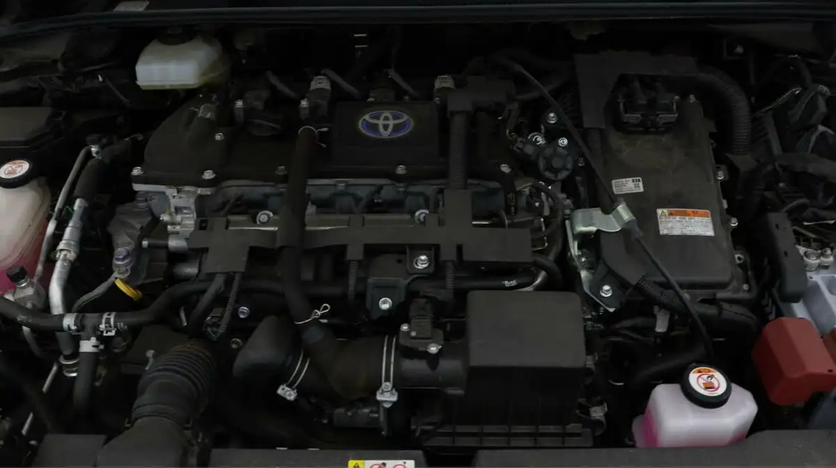 2020-toyota-corolla-18-vvt-i-icon-tech-spare-wheel-touring-sports-5d-big-18