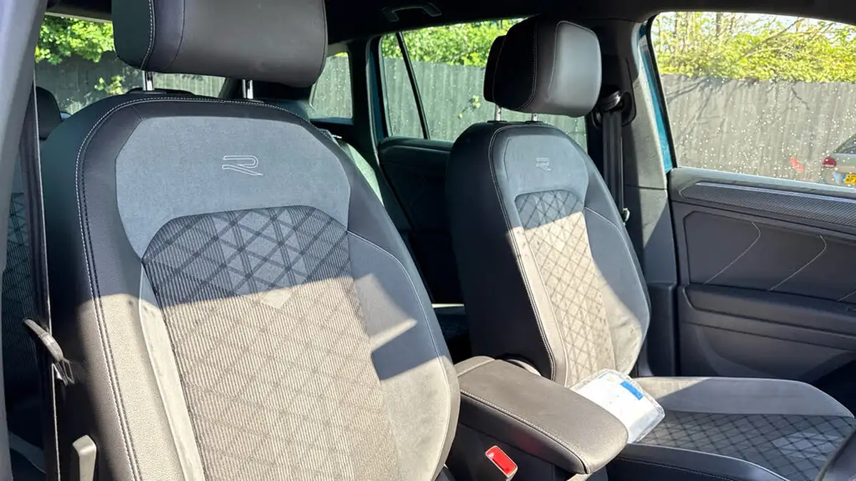 2021-volkswagen-tiguan-15-tsi-r-line-big-22