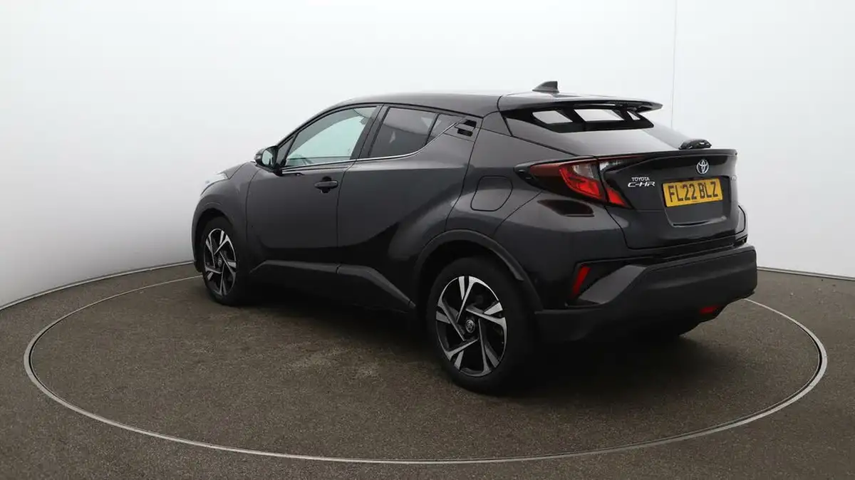 2022-toyota-c-hr-18-vvt-i-design-big-60