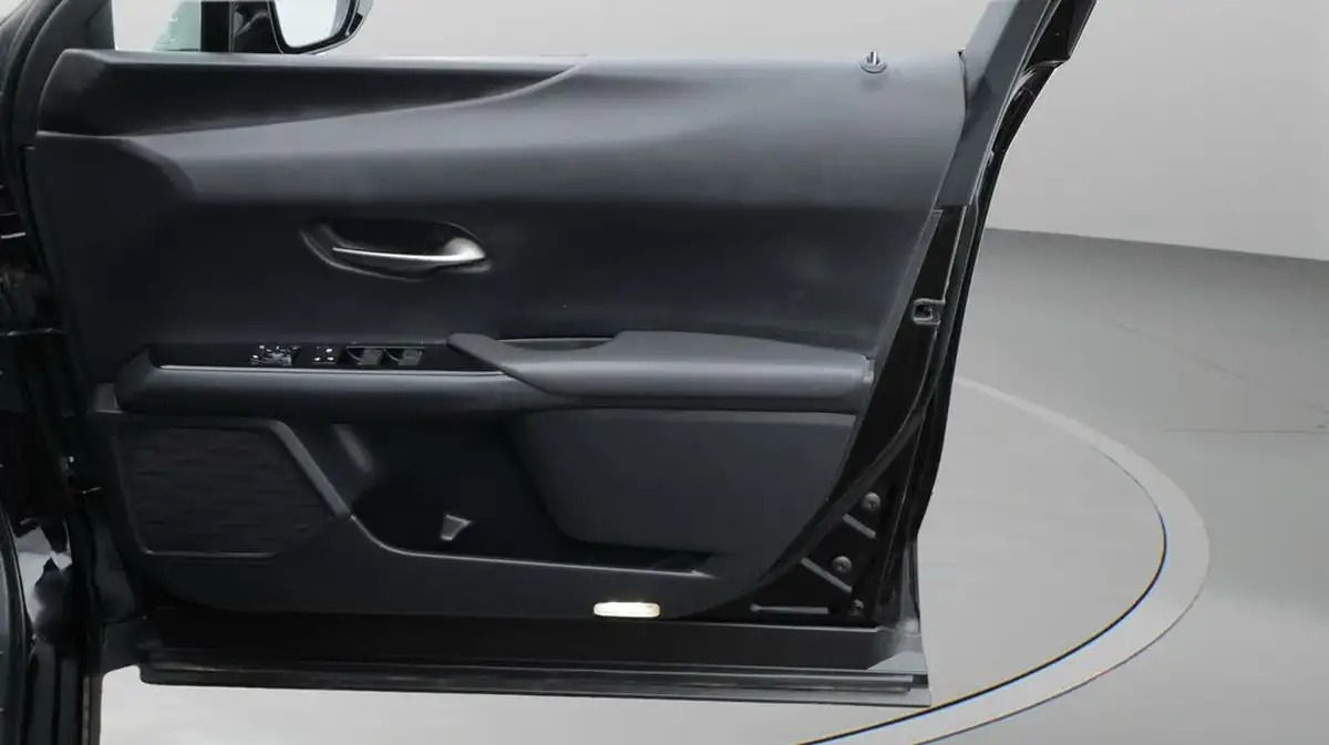 2022-lexus-ux-250h-20-ux-184bhp-without-navigation-big-15