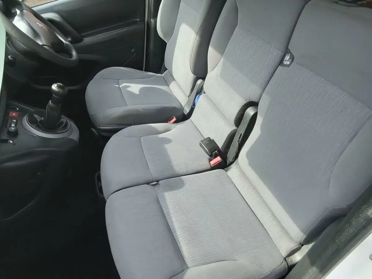 2015-peugeot-partner-16td-se-l1-92-850-panel-big-5