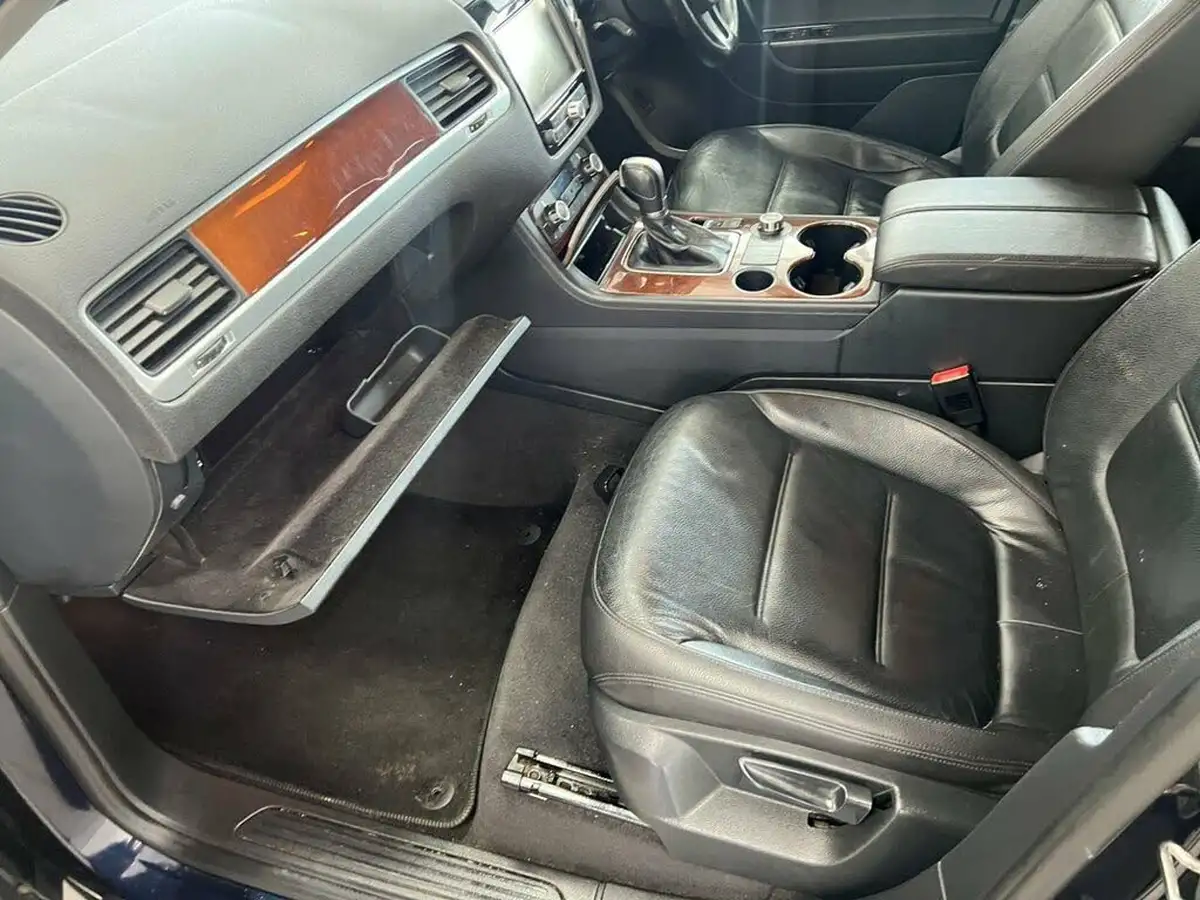 2014-volkswagen-touareg-30td-se-v6-204ps-bmtss-big-53