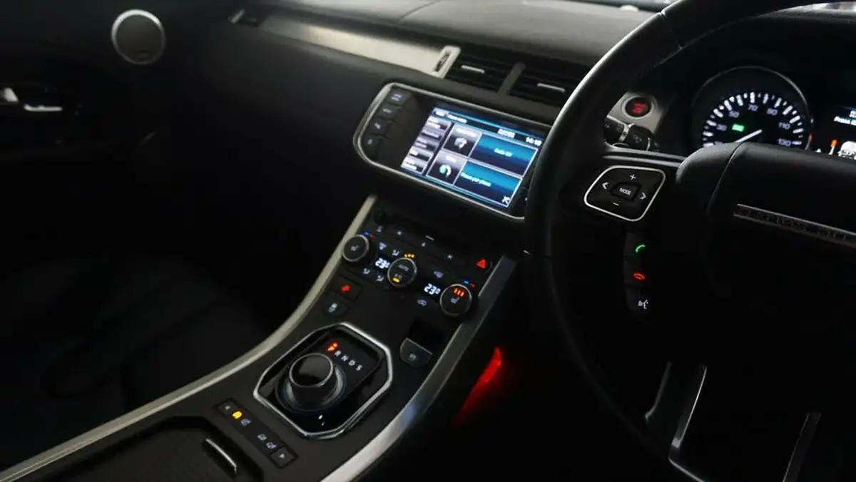 2012-land-rover-range-rover-evoque-22td-pure-190bhp-4x4-hatchback-5d-auto-big-21