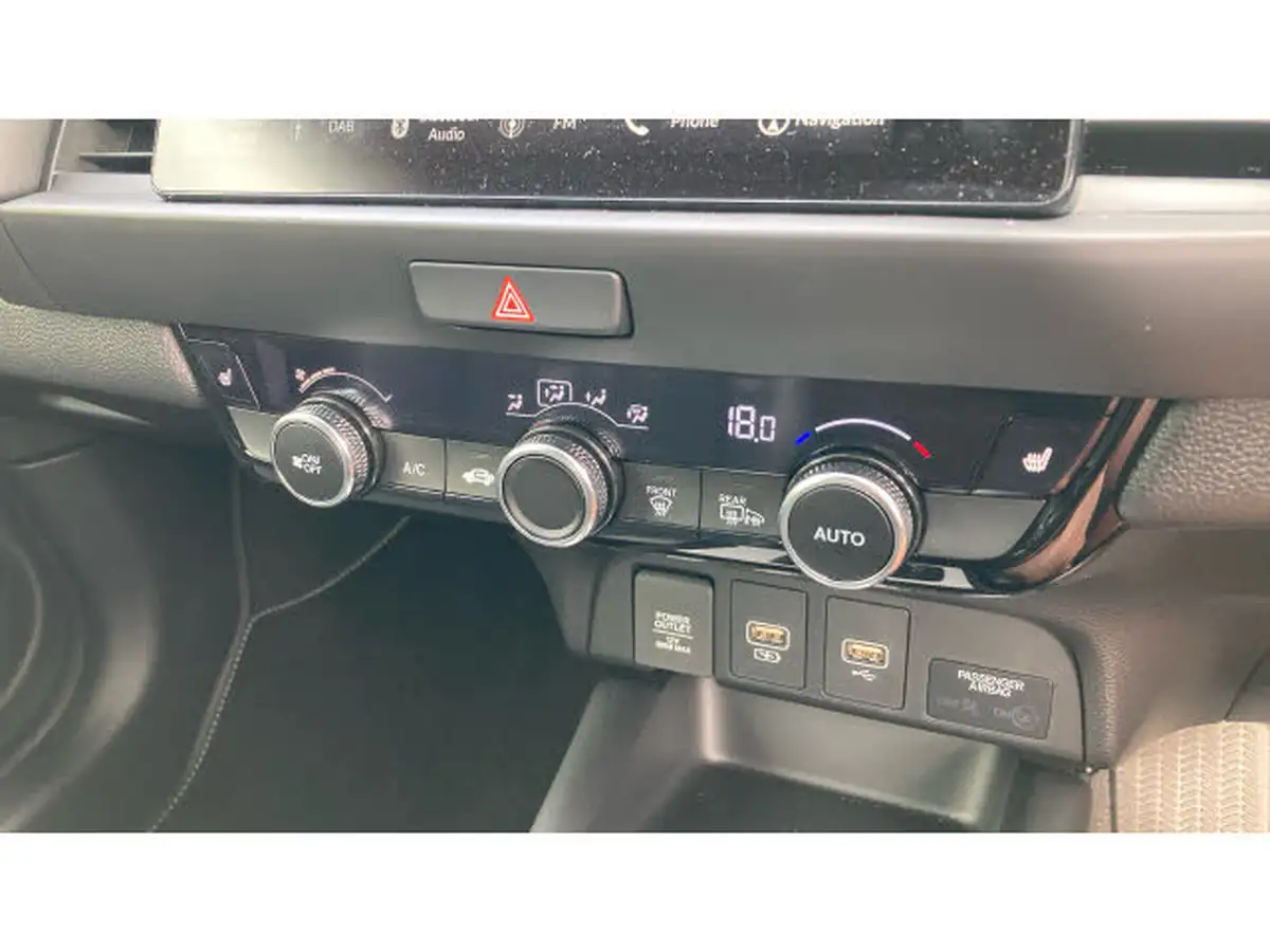 2025-honda-jazz-15-i-mmd-crosstar-advance-big-31