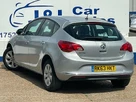 2014-vauxhall-astra-16-design-hatchback-auto-small-6
