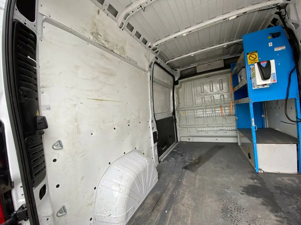 2017-fiat-ducato-20td-35-lh2-panel-big-41