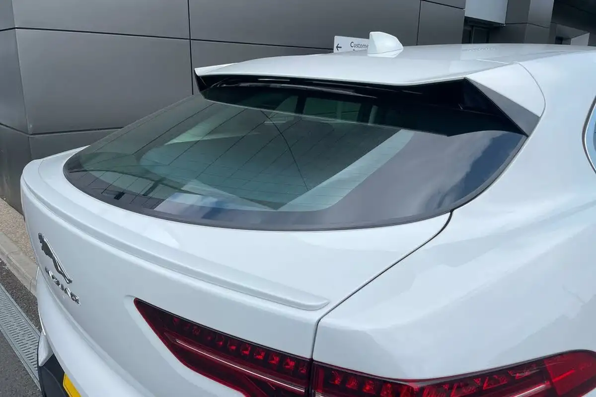 2020-jaguar-i-pace-ev400-s-big-25