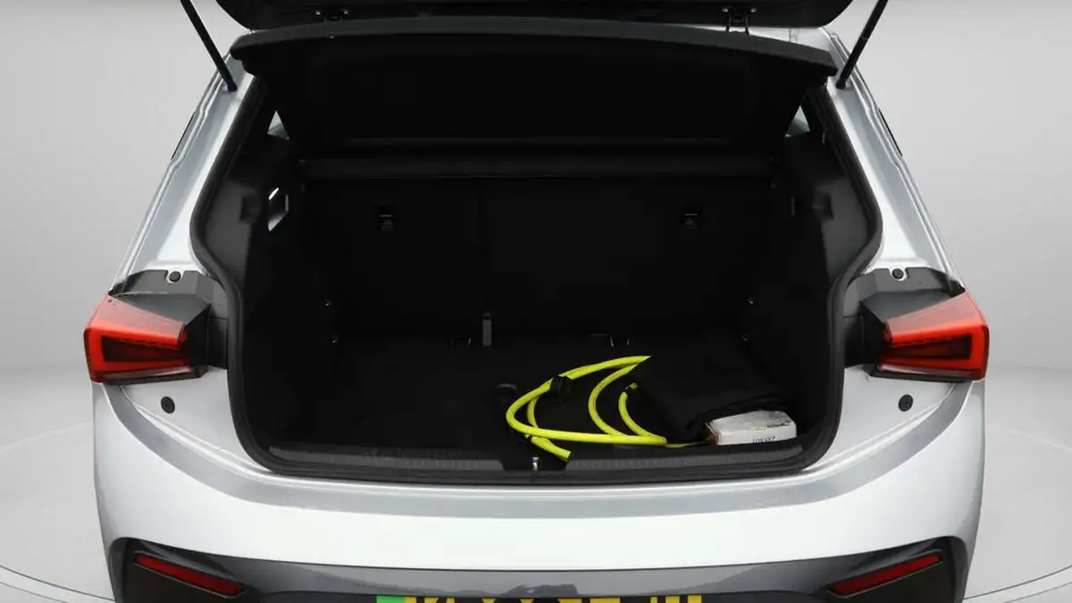 2022-cupra-born-e-v1-big-16
