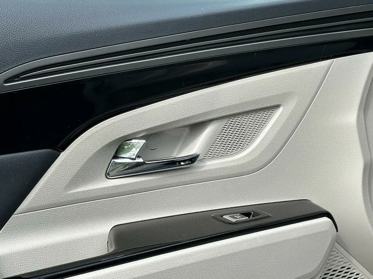 2020-kgm-ssangyong-korando-15-ultimate-big-53