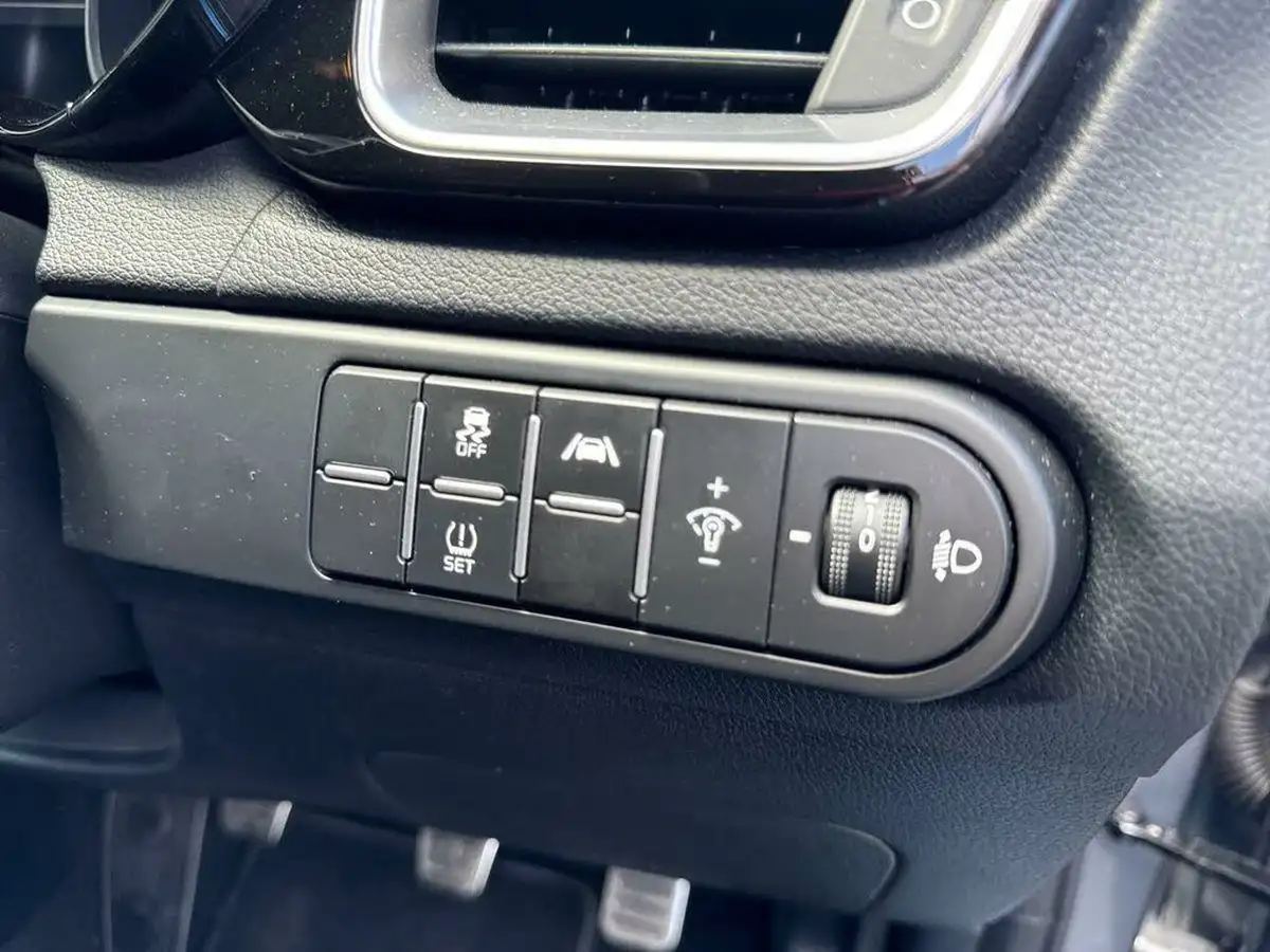 2024-kia-xceed-15-t-gdi-gt-line-138bhp-big-29