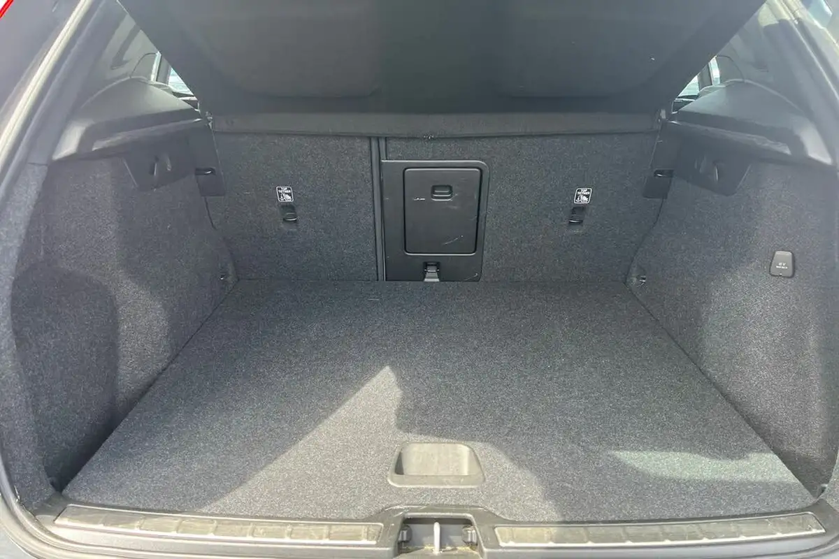 2021-volvo-xc40-15-t5-inscription-pro-258bhp-big-7