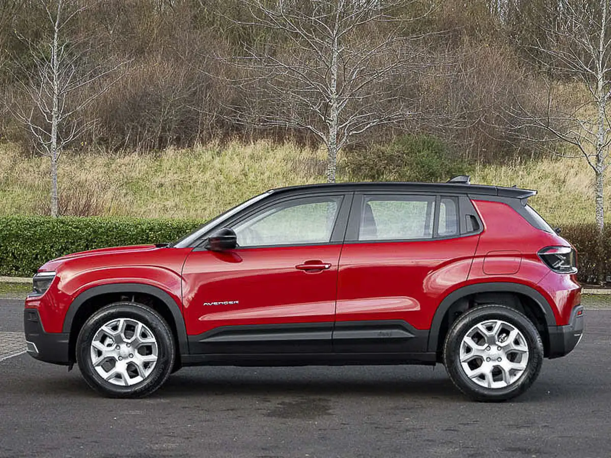 2025-jeep-avenger-12-gse-altitude-e-hybrid-48v-auto-big-3