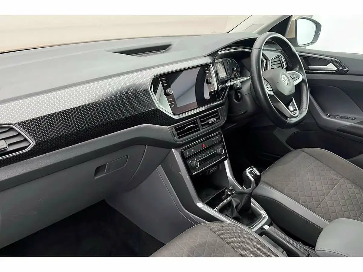 2019-volkswagen-t-cross-10-tsi-sel-big-1