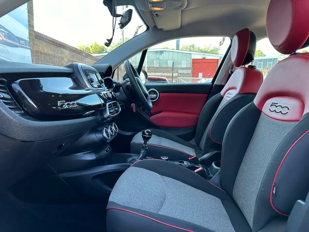 2016-fiat-500x-14-multiair-pop-star-big-33