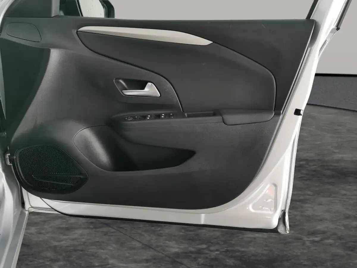 2023-vauxhall-corsa-12i-design-big-35