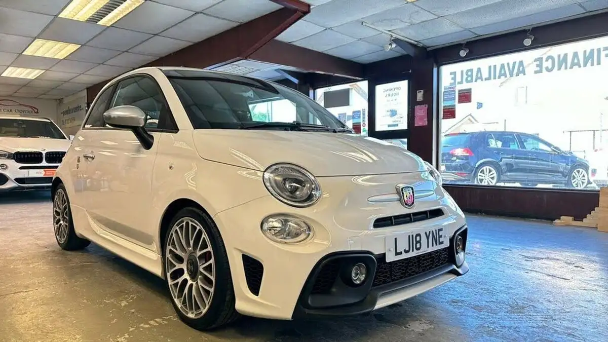 2018-abarth-595-14-tjet-turismo-big-6
