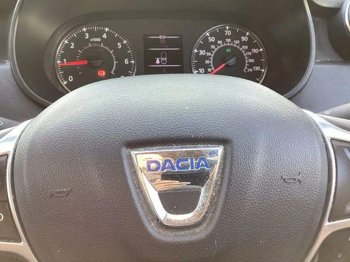 2020-dacia-duster-10-tce-comfort-100bhp-ss-big-12