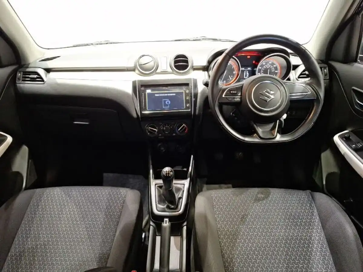 2020-suzuki-swift-12-dualjet-sz-t-90ps-1242cc-big-2