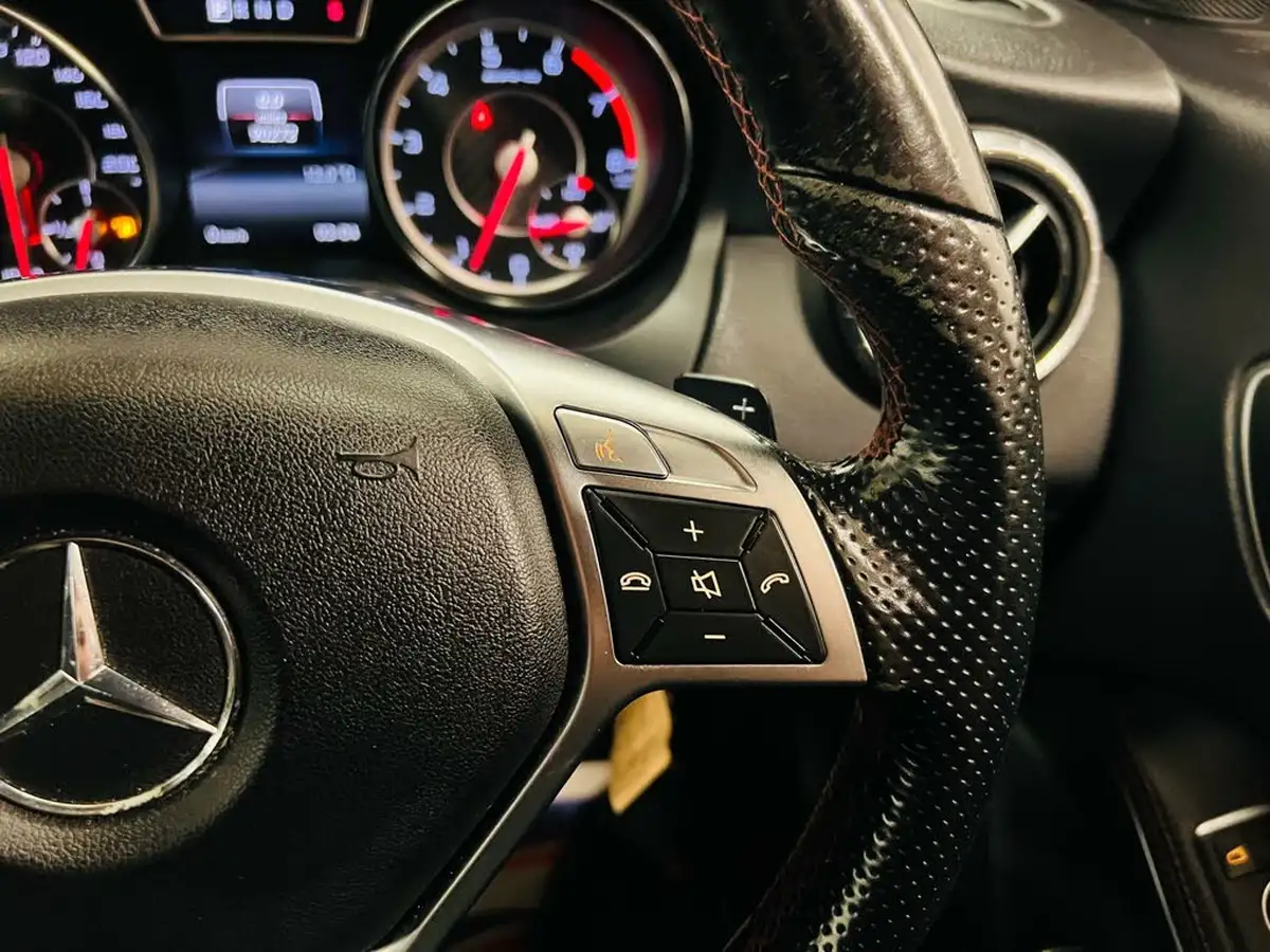 2014-mercedes-benz-cla-20-cla-45-amg-big-20