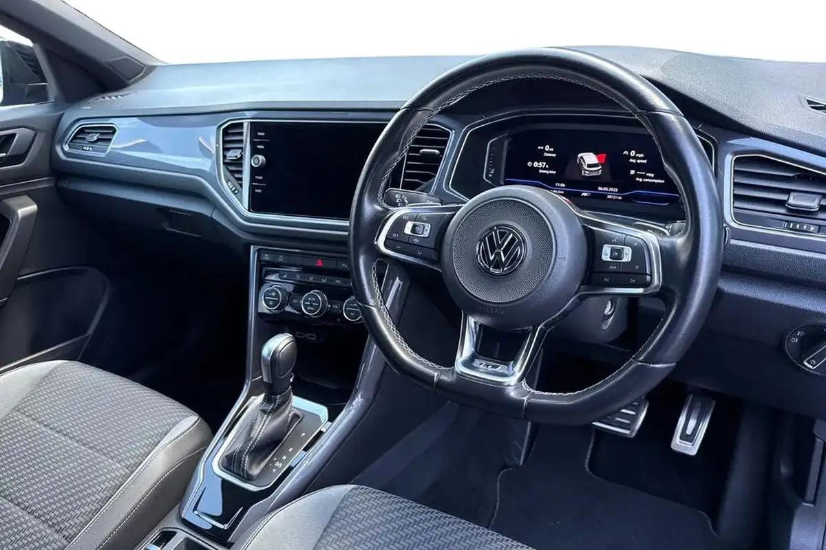 2019-volkswagen-t-roc-15-tsi-r-line-dsg-big-17
