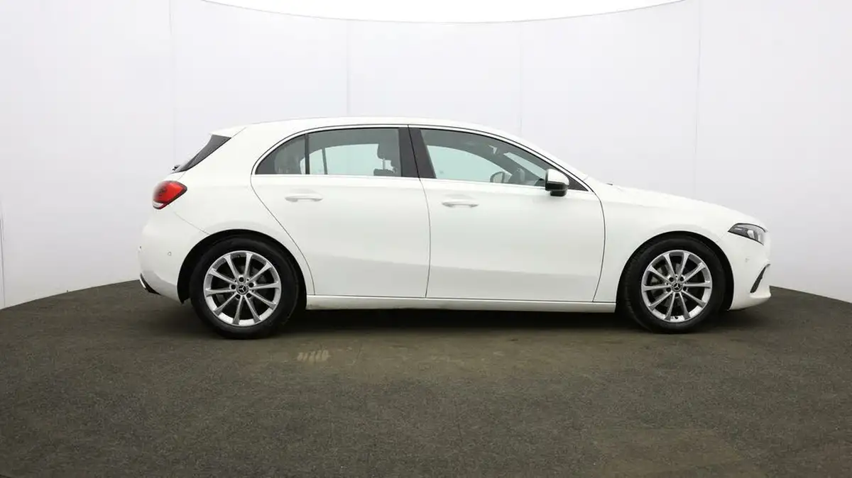 2018-mercedes-benz-a-class-15d-a180d-sport-116ps-executivess-hatchback-5d-7g-dct-big-44
