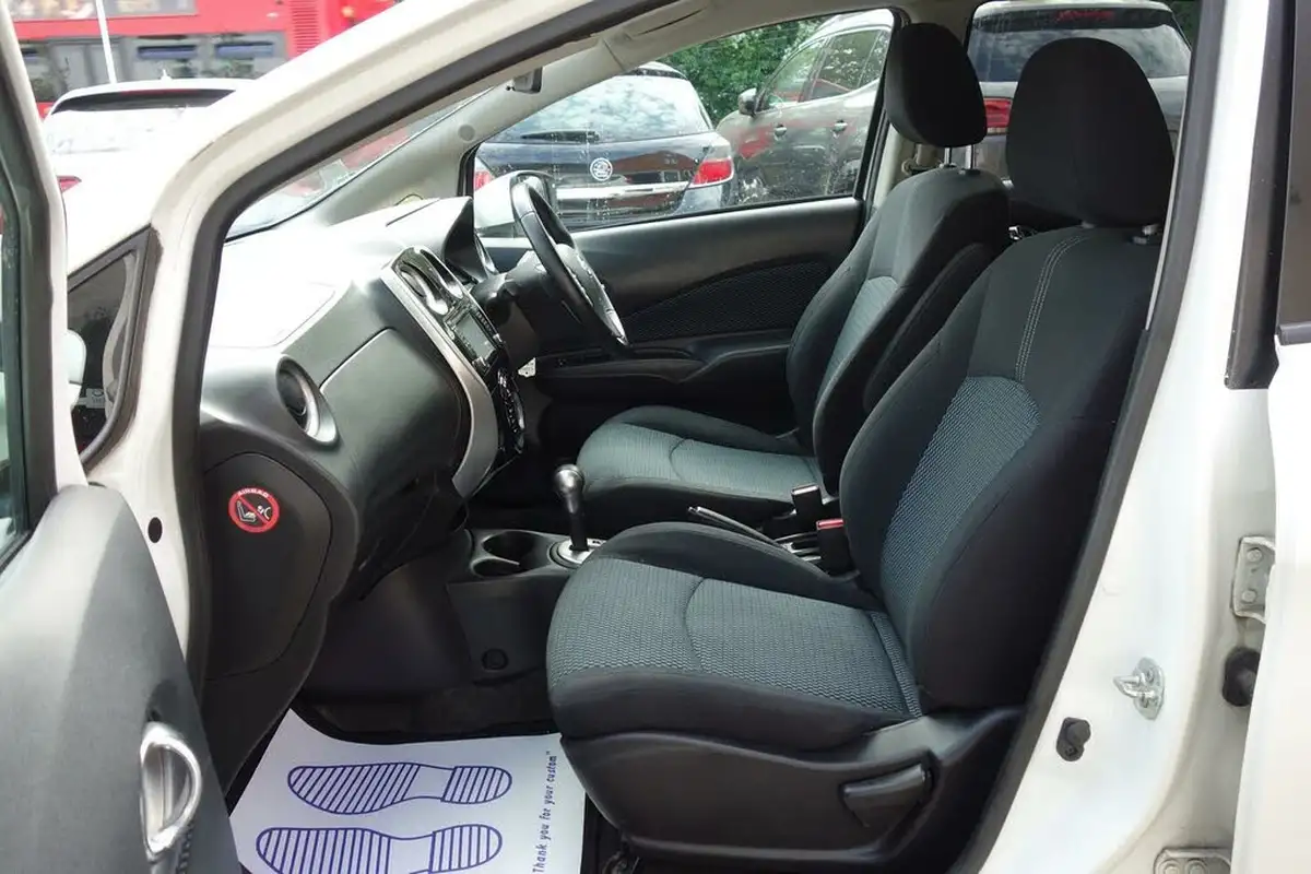 2014-nissan-note-12-acenta-premium-dig-s-98ps-cvt-big-10