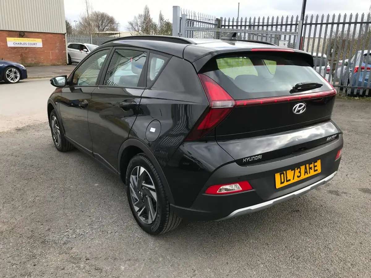 2023-hyundai-bayon-10-t-gdi-se-connect-dct-big-6