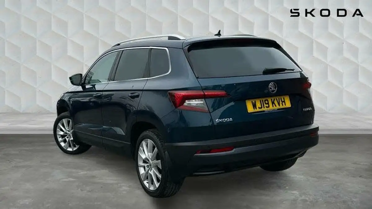 2019-skoda-karoq-15-tsi-se-l-dsg-big-2