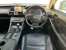 2015-lexus-is-300h-25-executive-edition-small-11