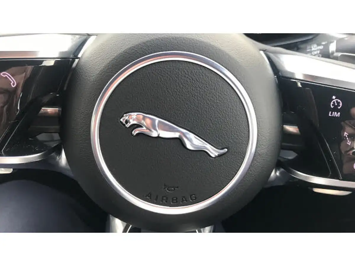 2024-jaguar-f-pace-20-d200-r-dynamic-s-big-45