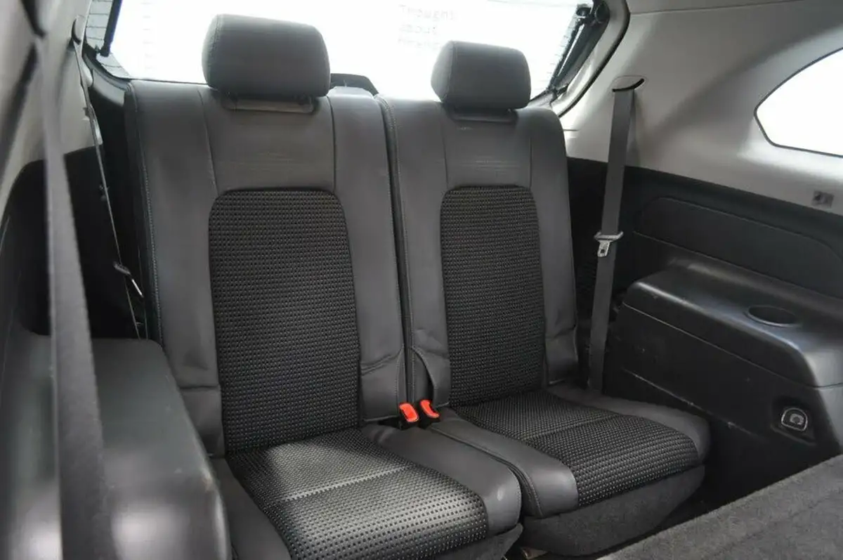 2012-chevrolet-captiva-22td-lt-22vcdi-7st-big-16