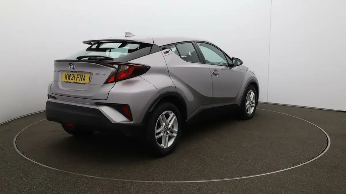 2021-toyota-c-hr-18-vvt-i-icon-big-54