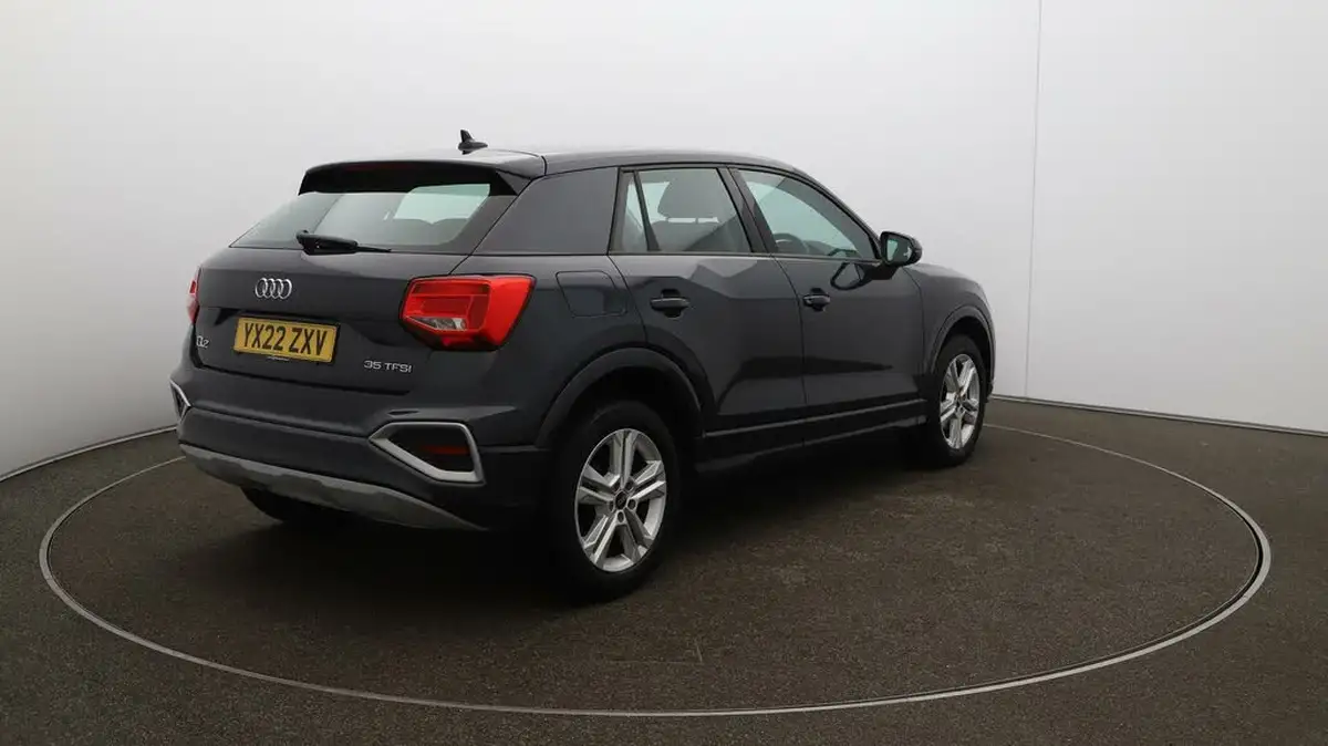 2022-audi-q2-15-35-tfsi-sport-s-tronic-big-47