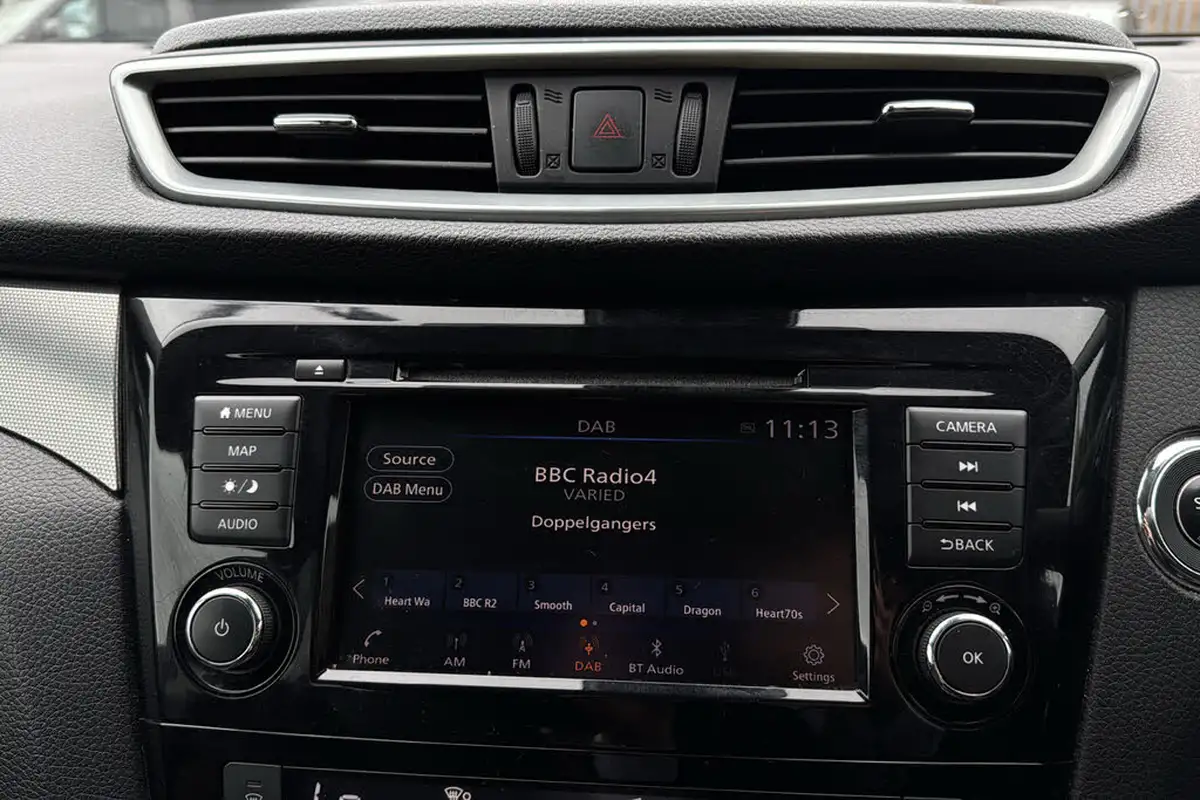 2019-nissan-qashqai-13-dig-t-n-motion-140ps-big-19