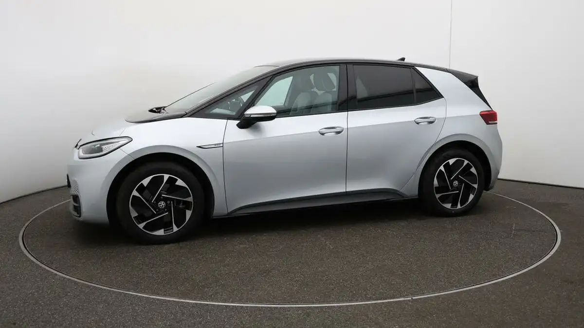 2022-volkswagen-id3-e-max-big-67