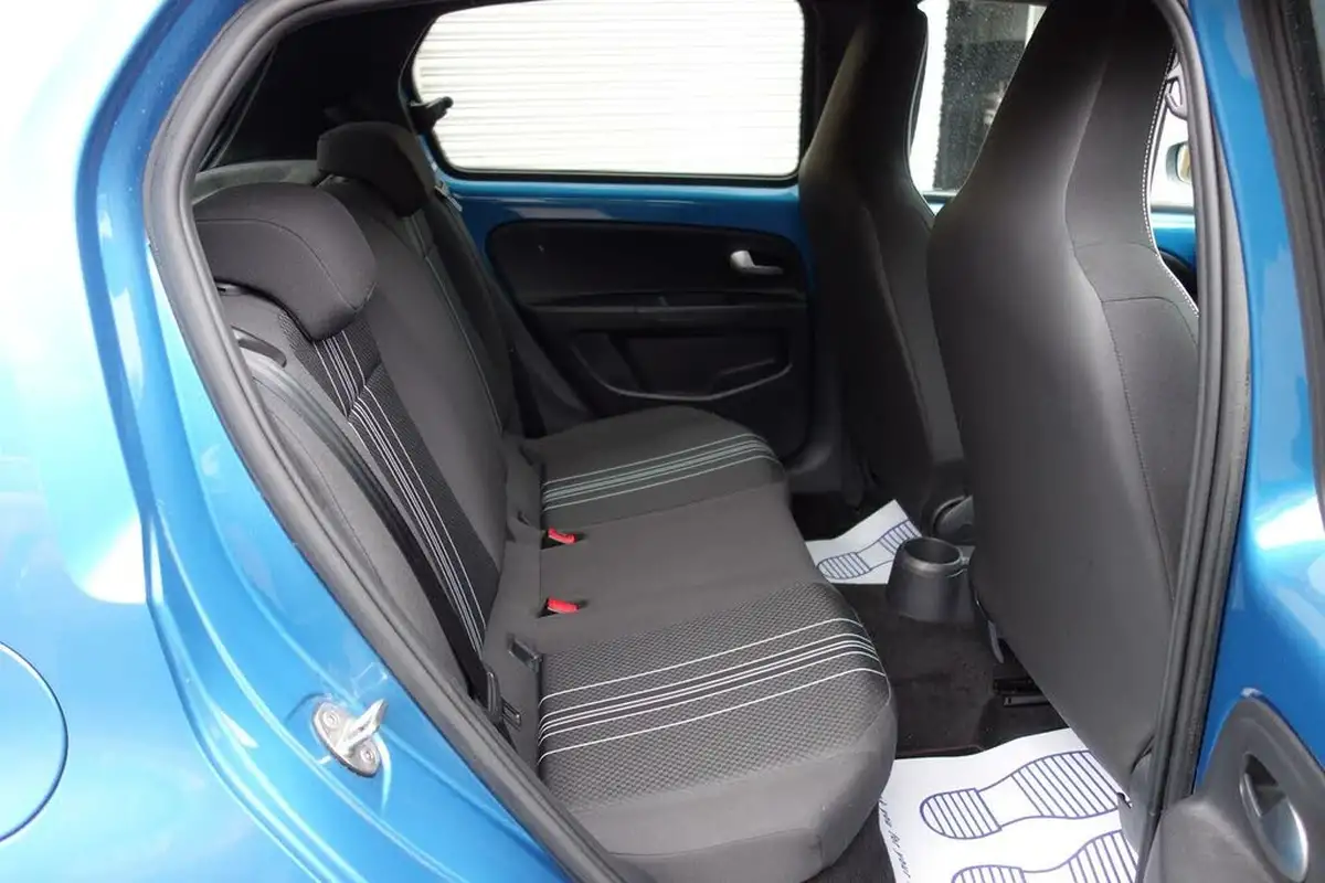 2021-seat-mii-e-big-17