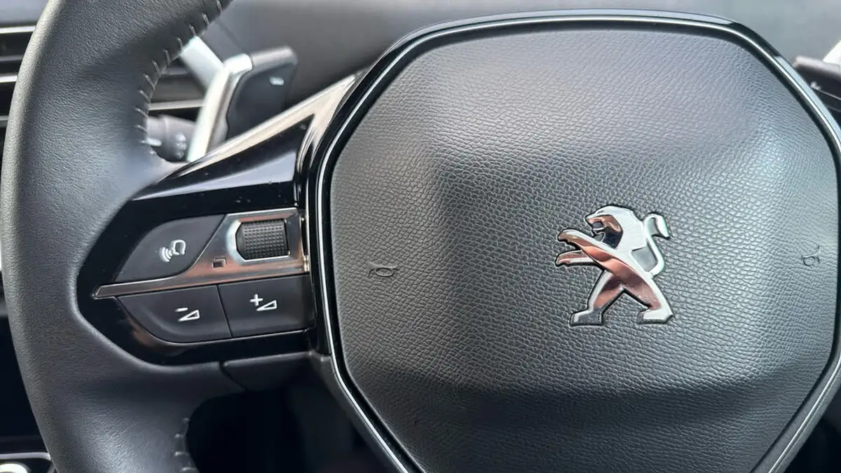 2023-peugeot-3008-suv-15-bluehdi-active-premium-eat8-big-22
